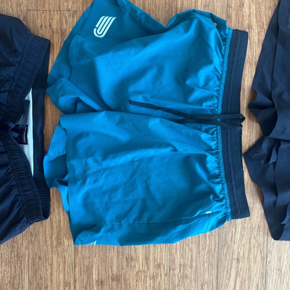 Men's Pressio Run Short collection Size medium - Picture 3 of 8